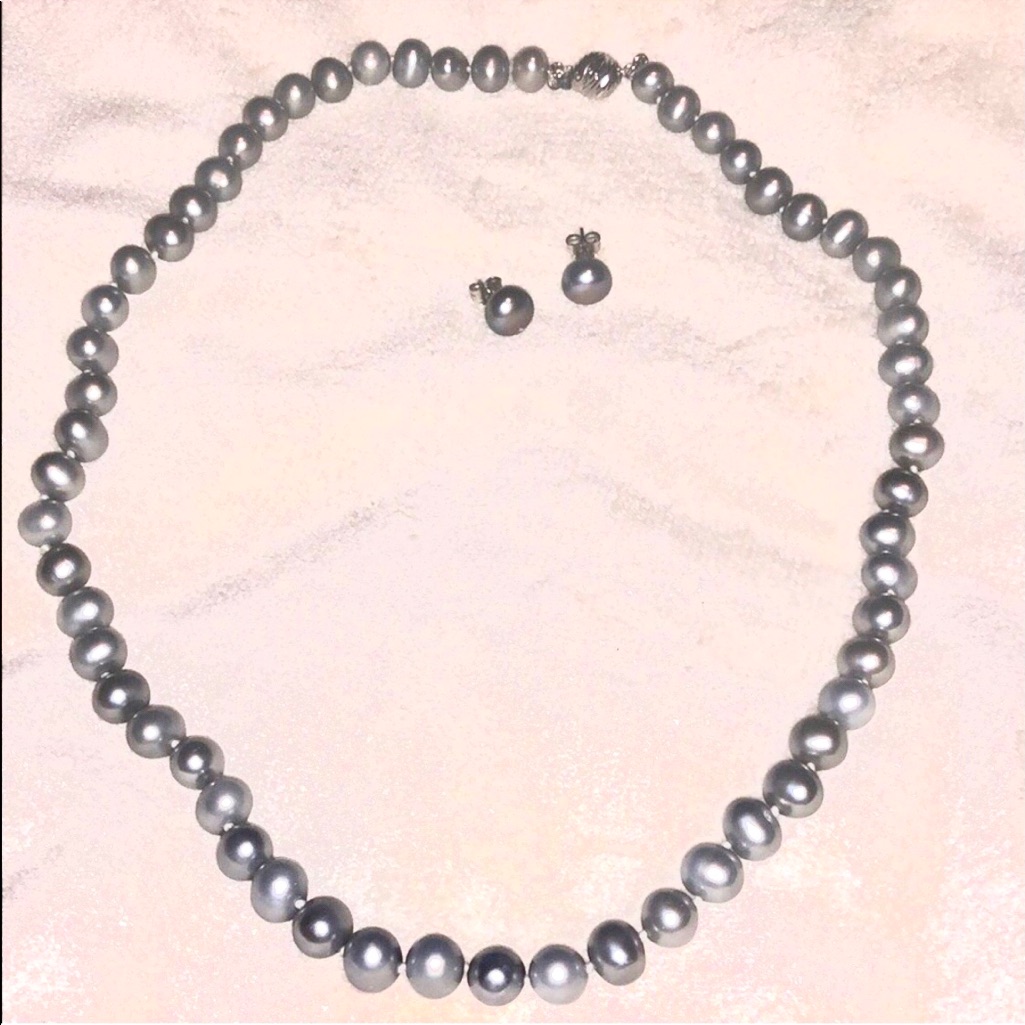 Splendid Pearl Necklace & Earrings Set Silver/Gray 7.5 - 8 Mm Nib